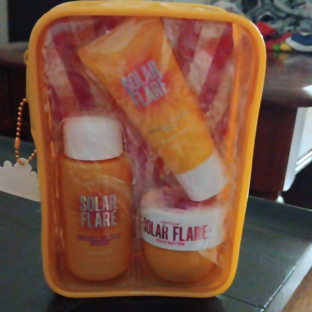 Solar Flare Gift Set
